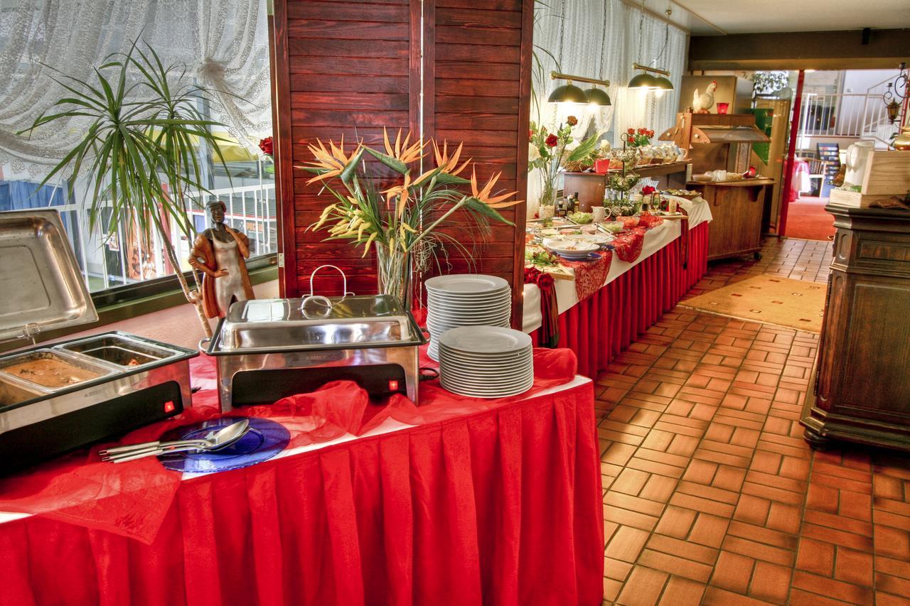 Sport Und Tagungshotel 肯青根 外观 照片